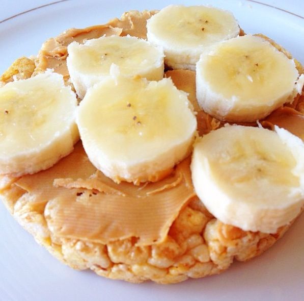 pb and banana rice cake